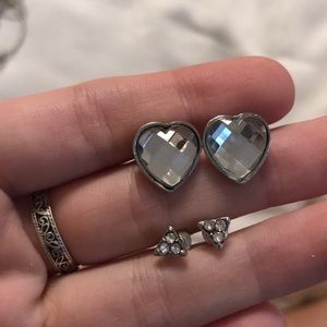 Two pairs of earrings